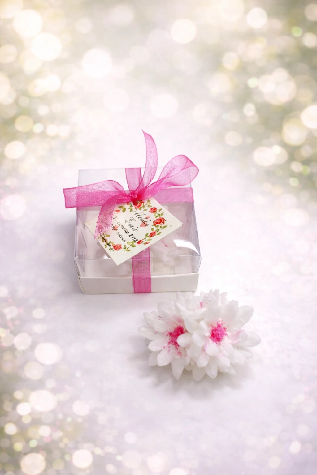 Krizantem Çiçeği Yaldız Boyalı Mum 